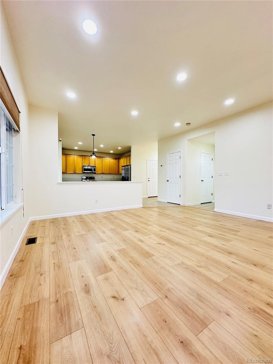 MLS Image #12 for 6102 s yampa street,aurora, Colorado