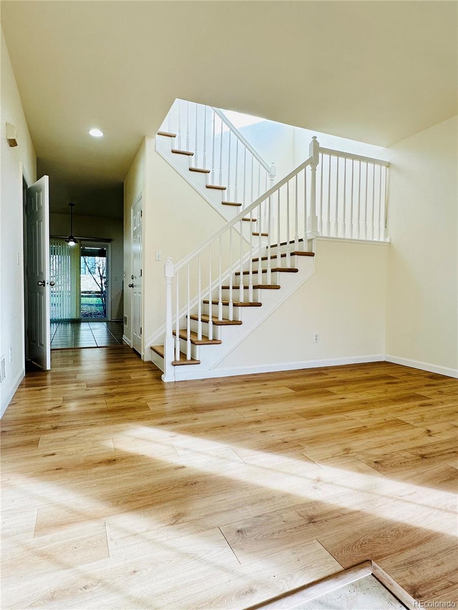 MLS Image #3 for 6102 s yampa street,aurora, Colorado