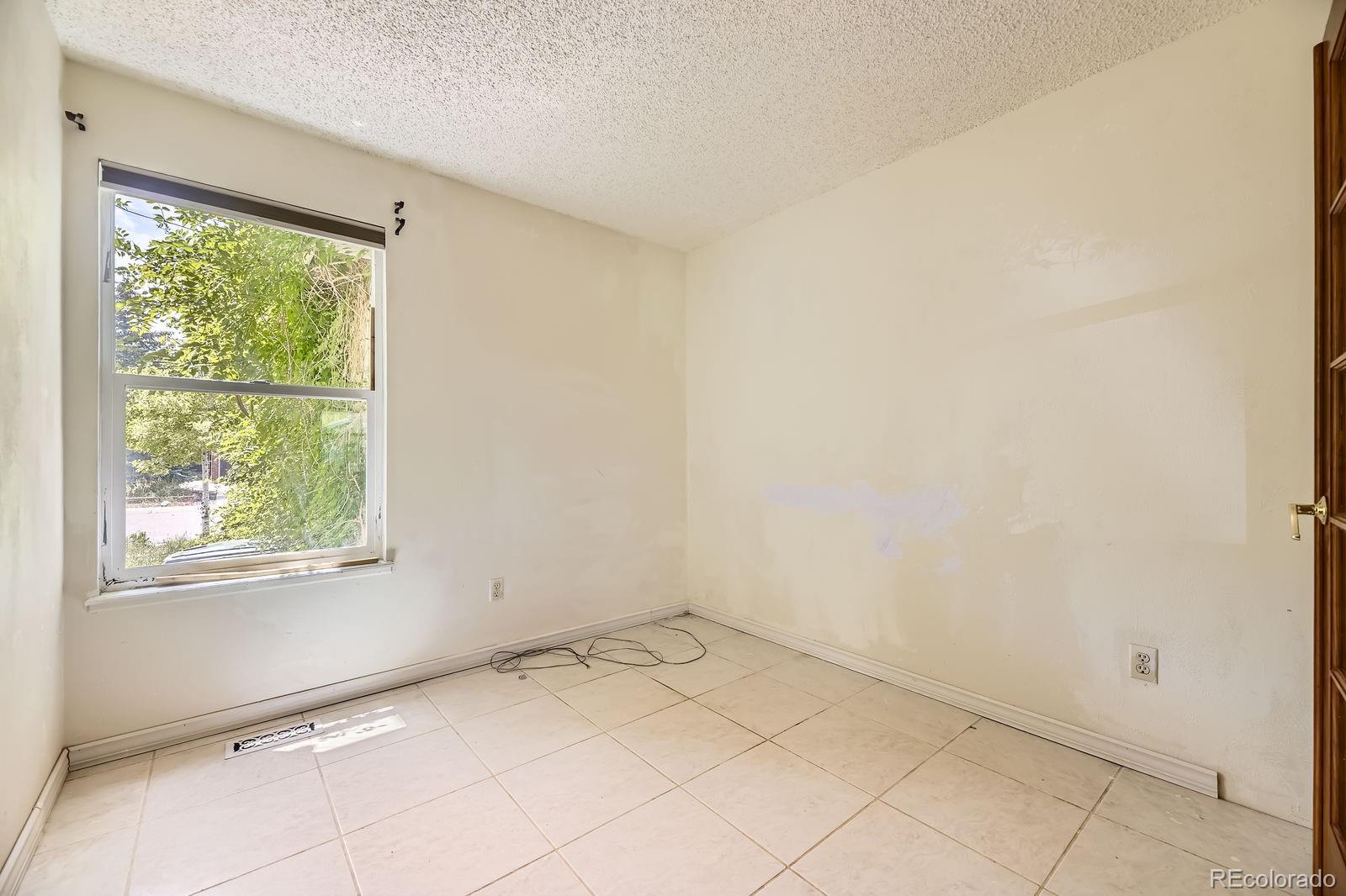 MLS Image #6 for 2370  redwood avenue,lafayette, Colorado