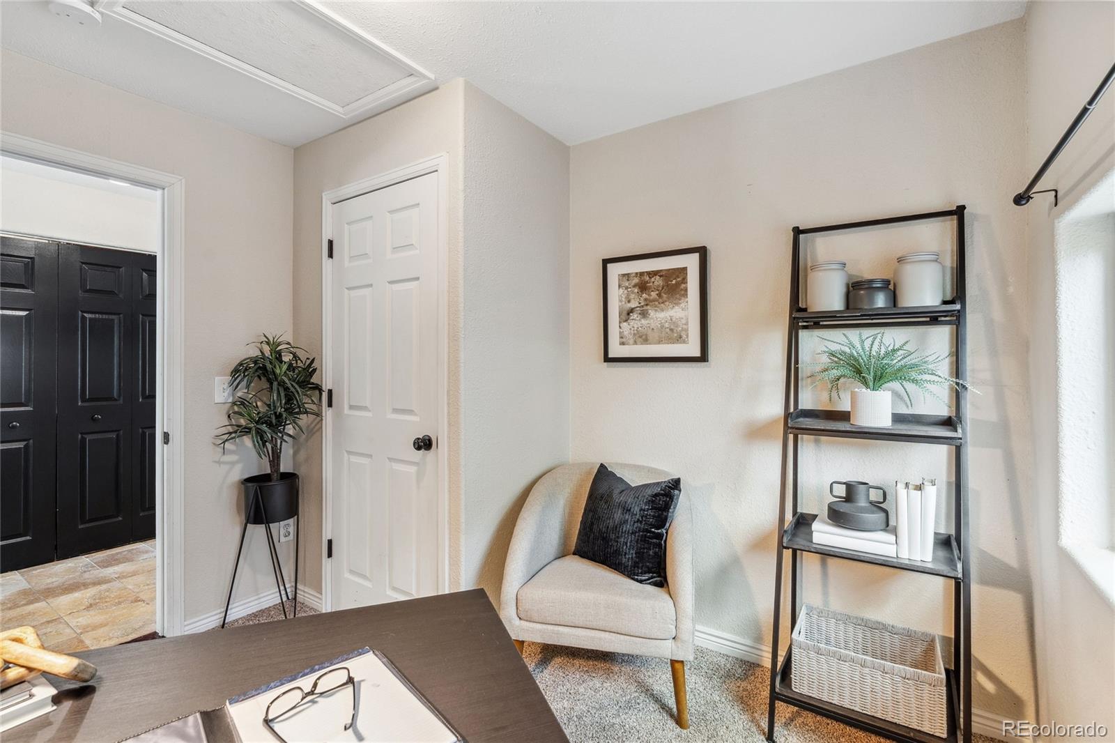 MLS Image #26 for 3064 s grape way,denver, Colorado