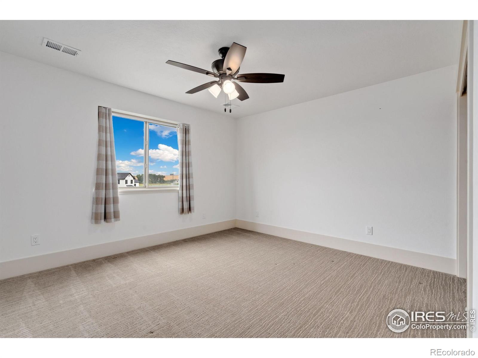 MLS Image #31 for 9260  meadow farms drive,milliken, Colorado