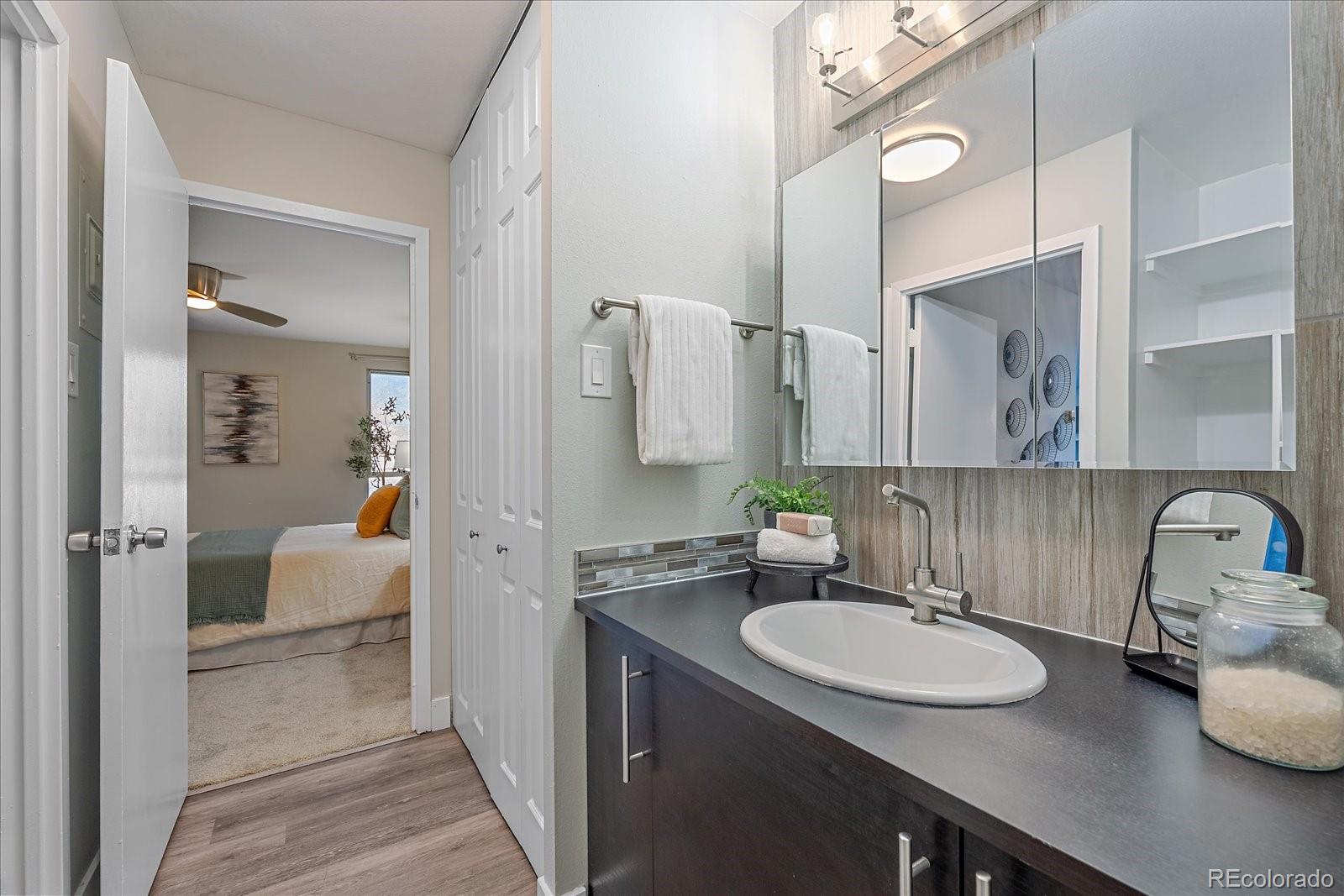MLS Image #9 for 955  eudora street,denver, Colorado