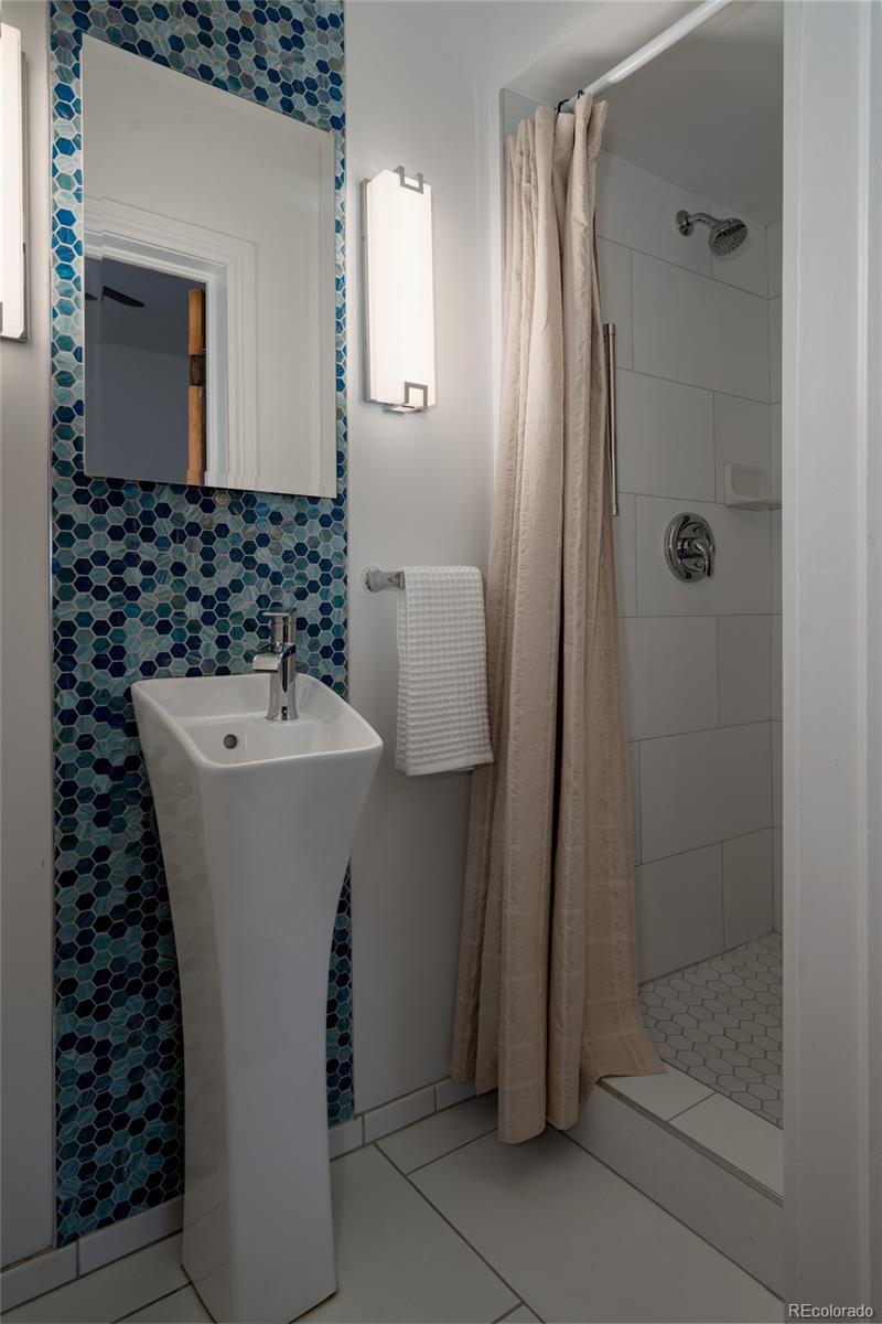 MLS Image #25 for 461 s sherman street,denver, Colorado