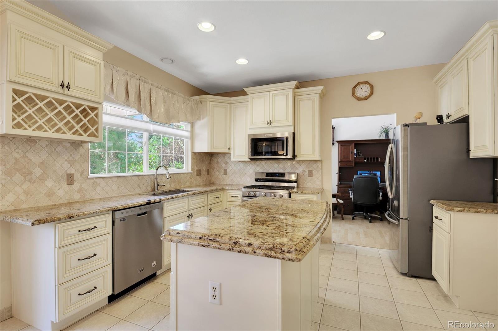 MLS Image #15 for 15292 e hialeah place,aurora, Colorado