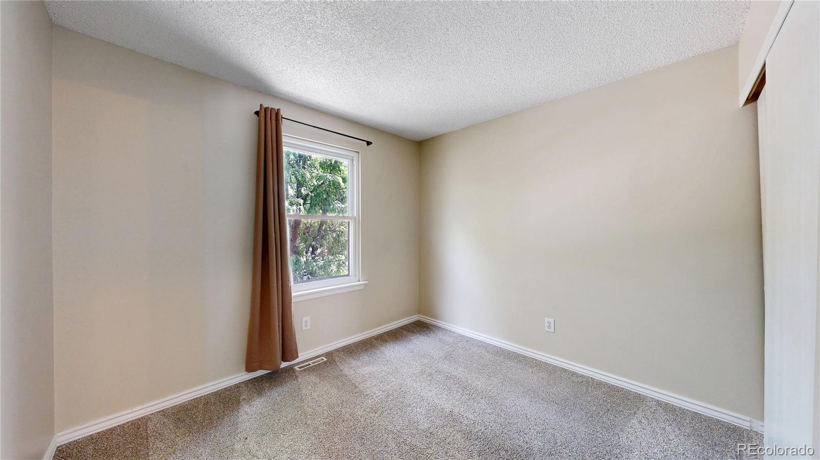 MLS Image #13 for 10718  ash court,thornton, Colorado