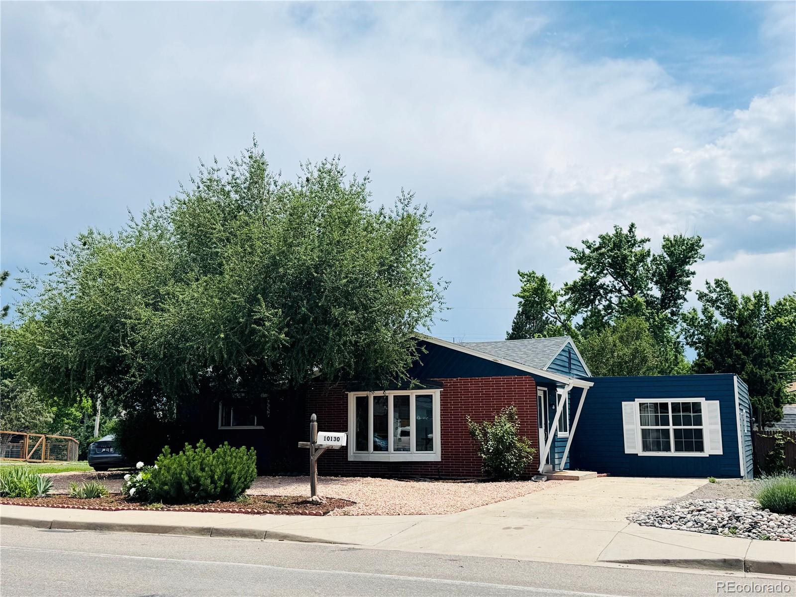 CMA Image for 10130 w 20th avenue,Lakewood, Colorado