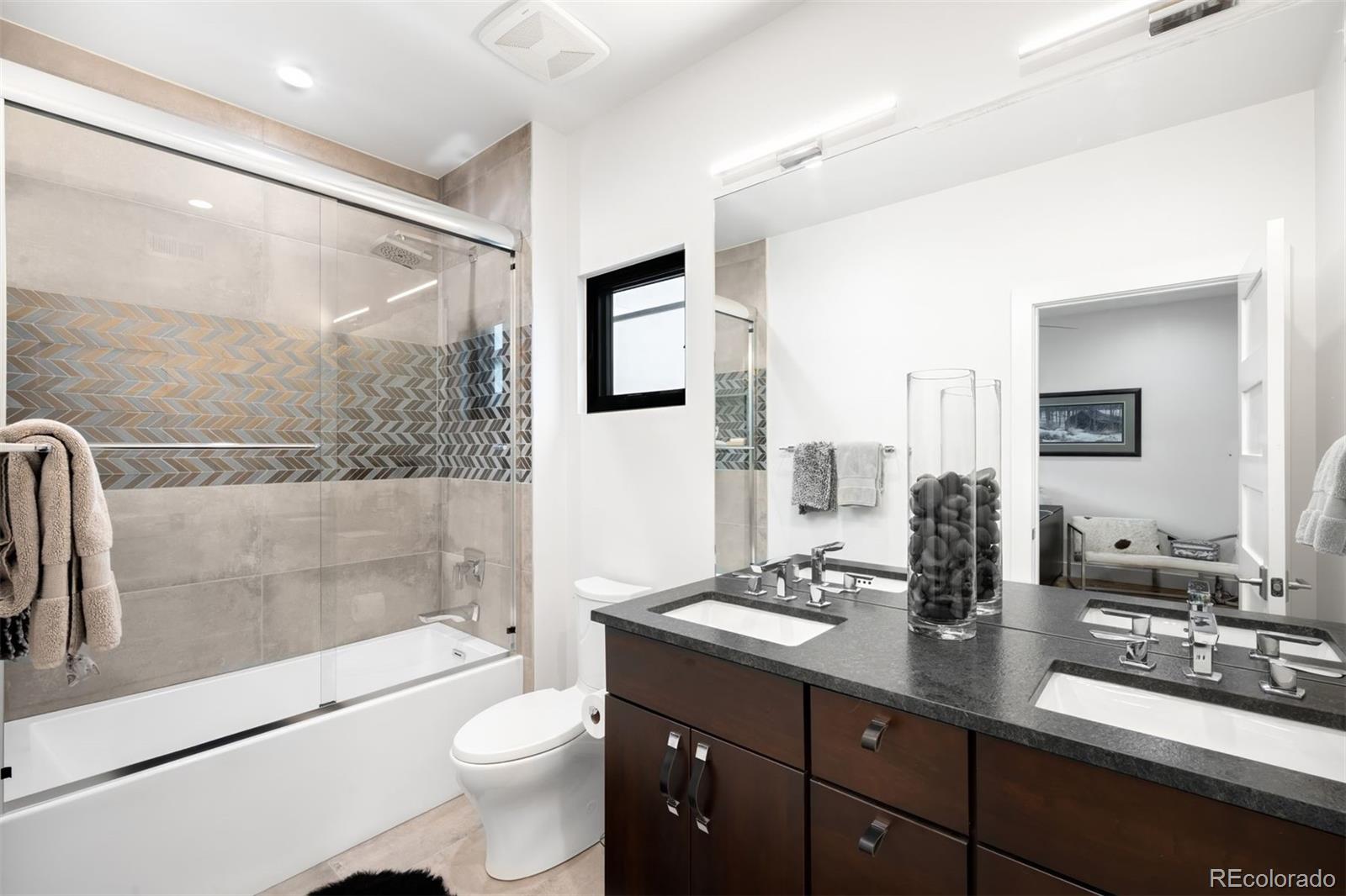MLS Image #19 for 340  milwaukee street,denver, Colorado