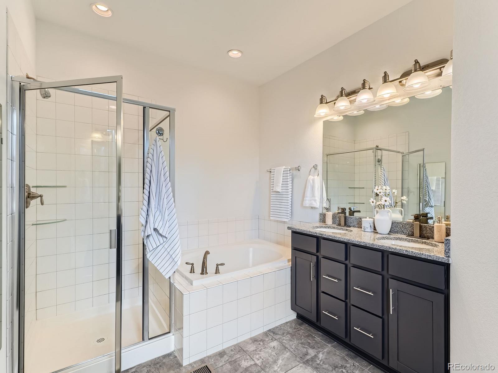 MLS Image #17 for 10479 e 25th drive,aurora, Colorado