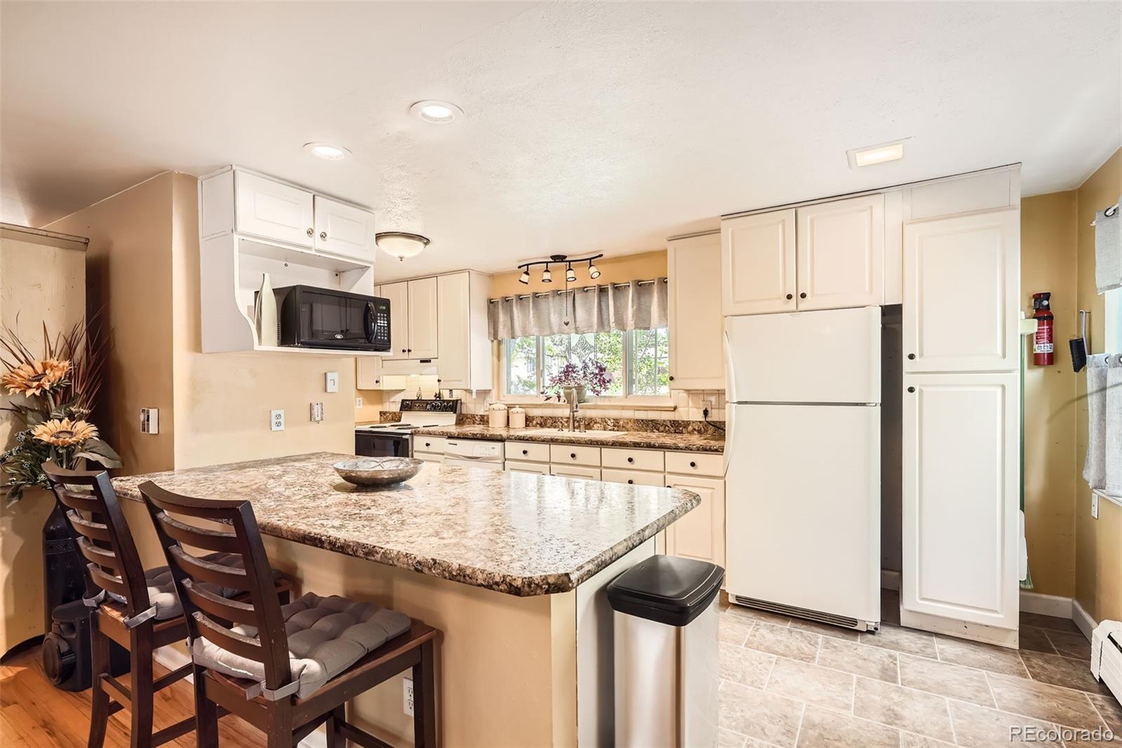 MLS Image #11 for 6940 w 63rd avenue,arvada, Colorado