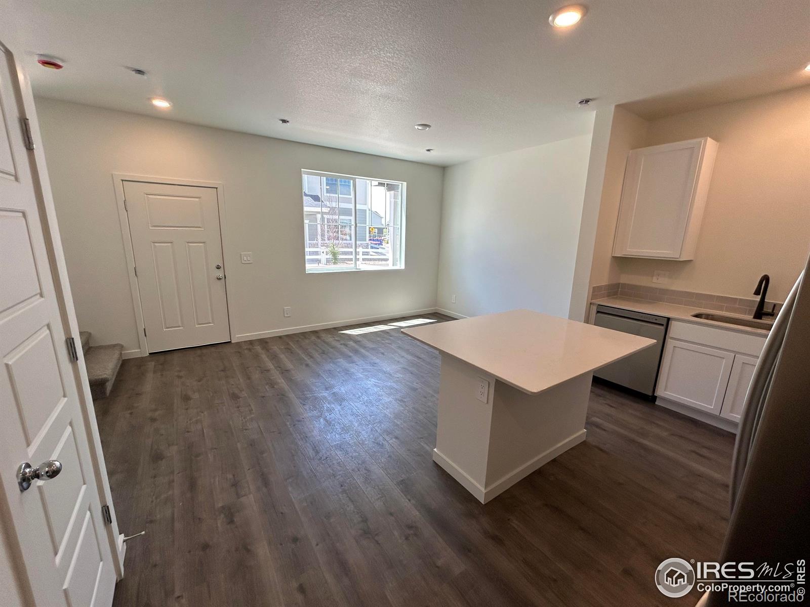 MLS Image #3 for 425  condor way,johnstown, Colorado