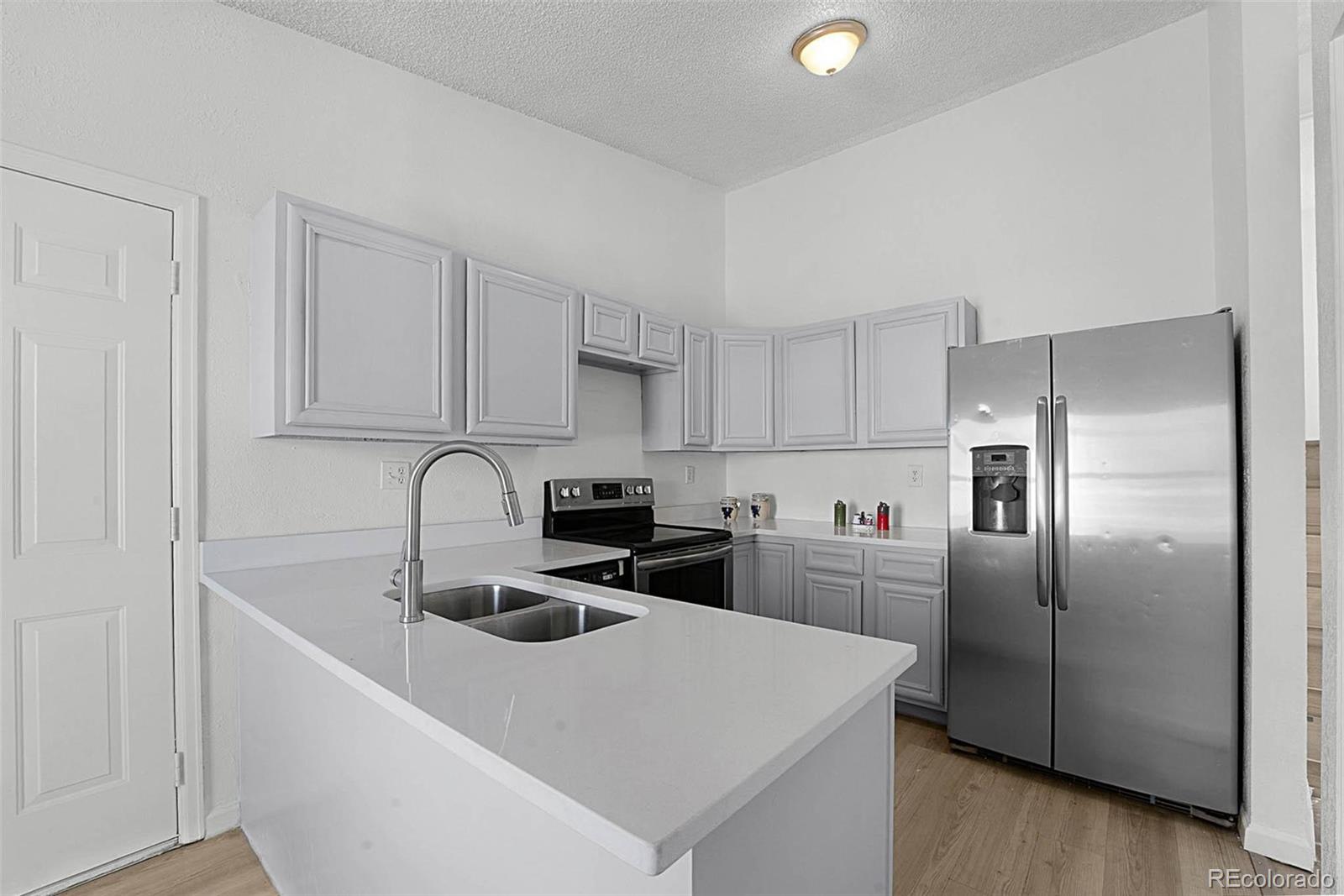 CMA Image for 5490 e kentucky avenue,Denver, Colorado