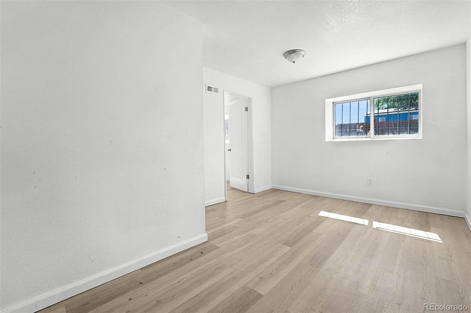 MLS Image #13 for 5112  duluth court,denver, Colorado