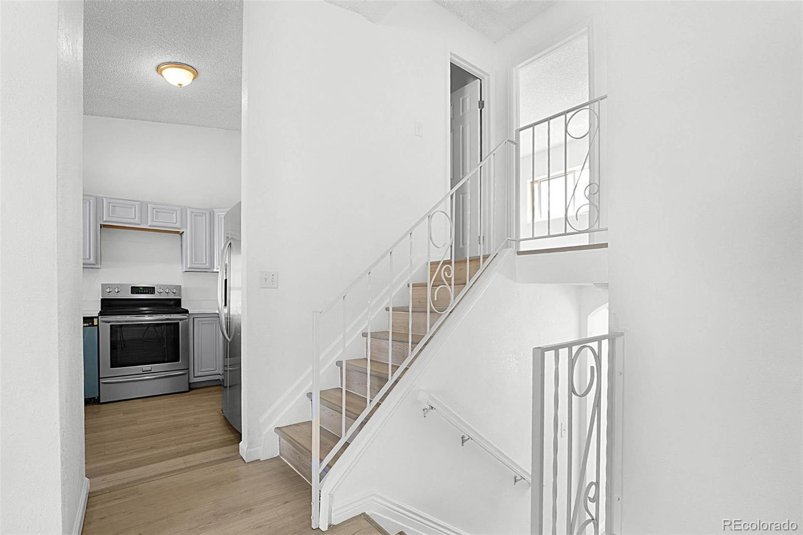MLS Image #4 for 5112  duluth court,denver, Colorado