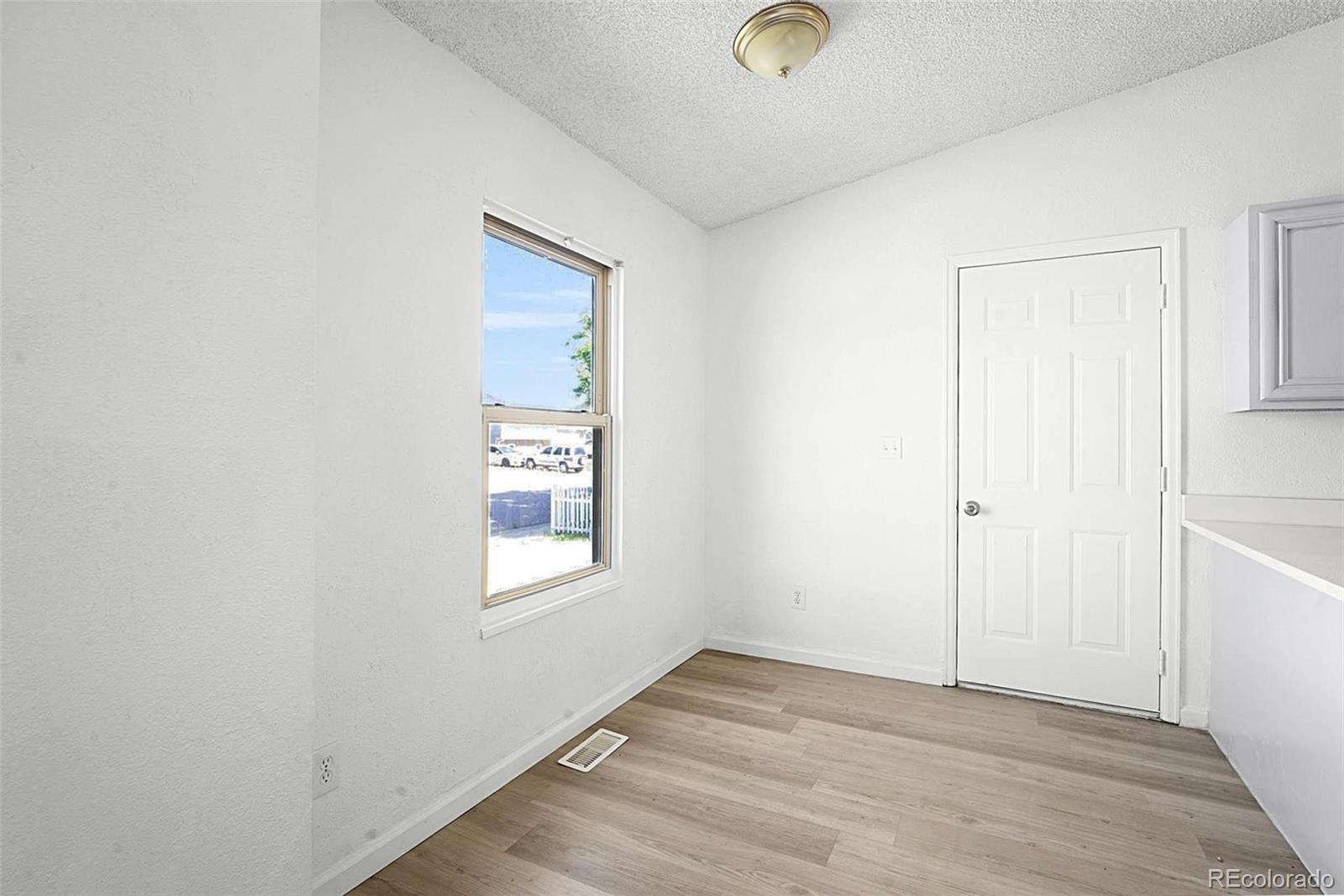 MLS Image #5 for 5112  duluth court,denver, Colorado