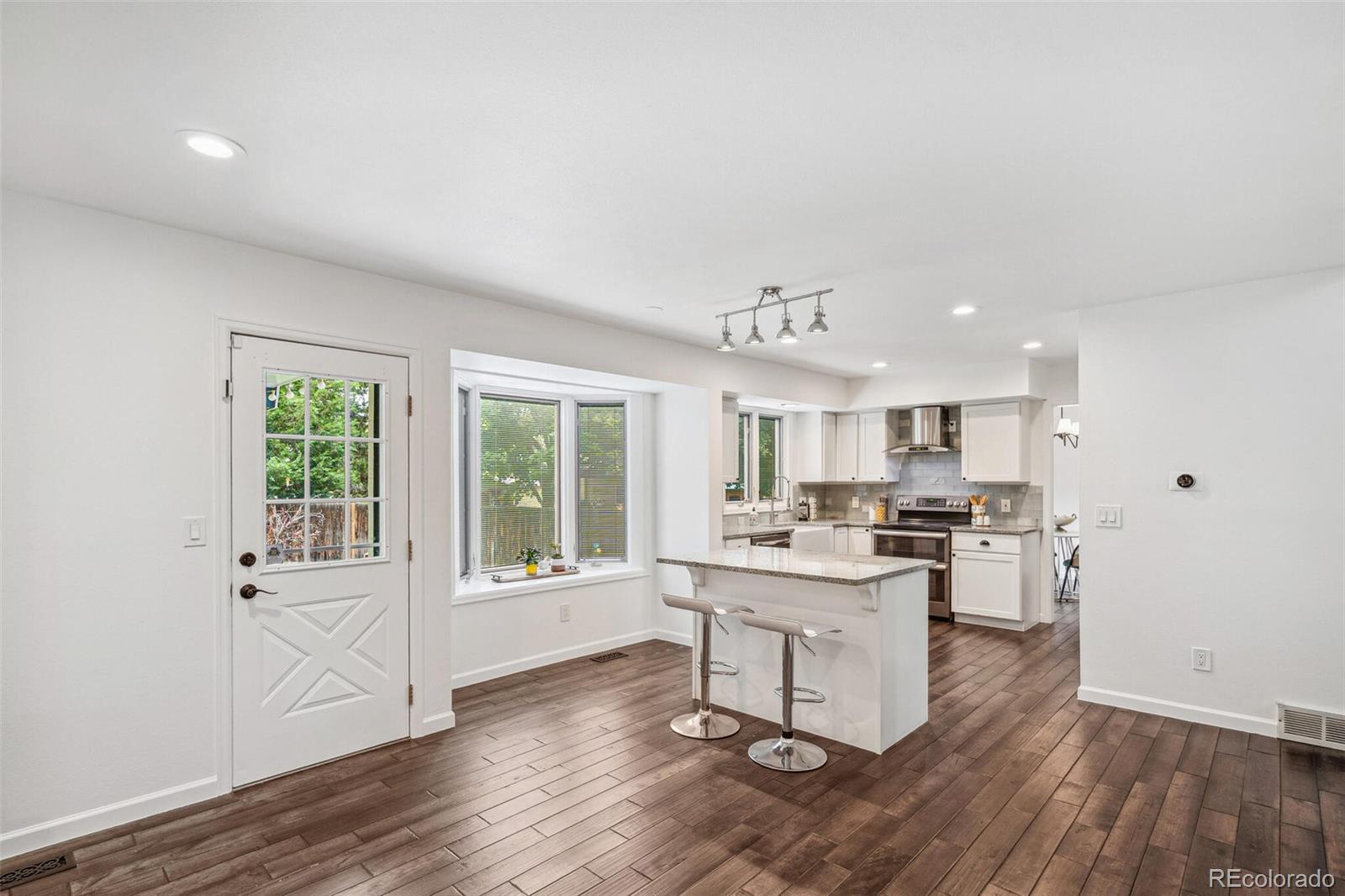 MLS Image #10 for 13701  yank way,arvada, Colorado