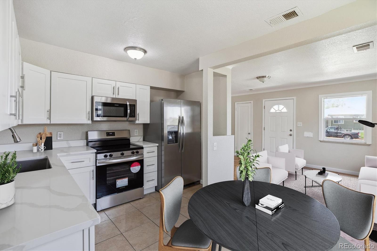 MLS Image #2 for 2340  geneva ,aurora, Colorado