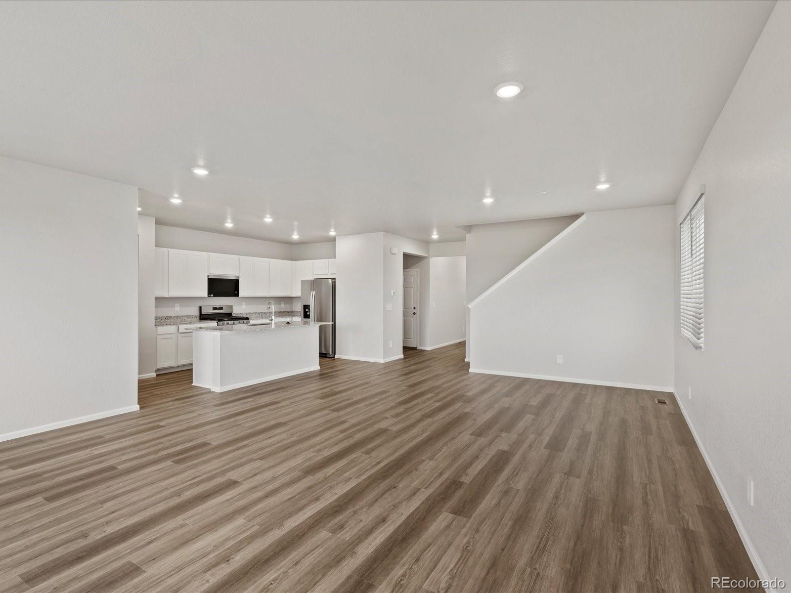 MLS Image #7 for 8809  sedalia street,commerce city, Colorado