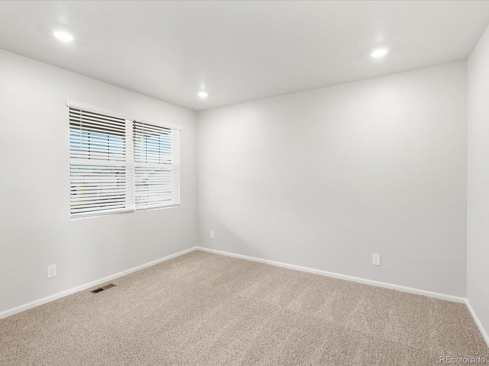 MLS Image #3 for 8807  sedalia street,commerce city, Colorado