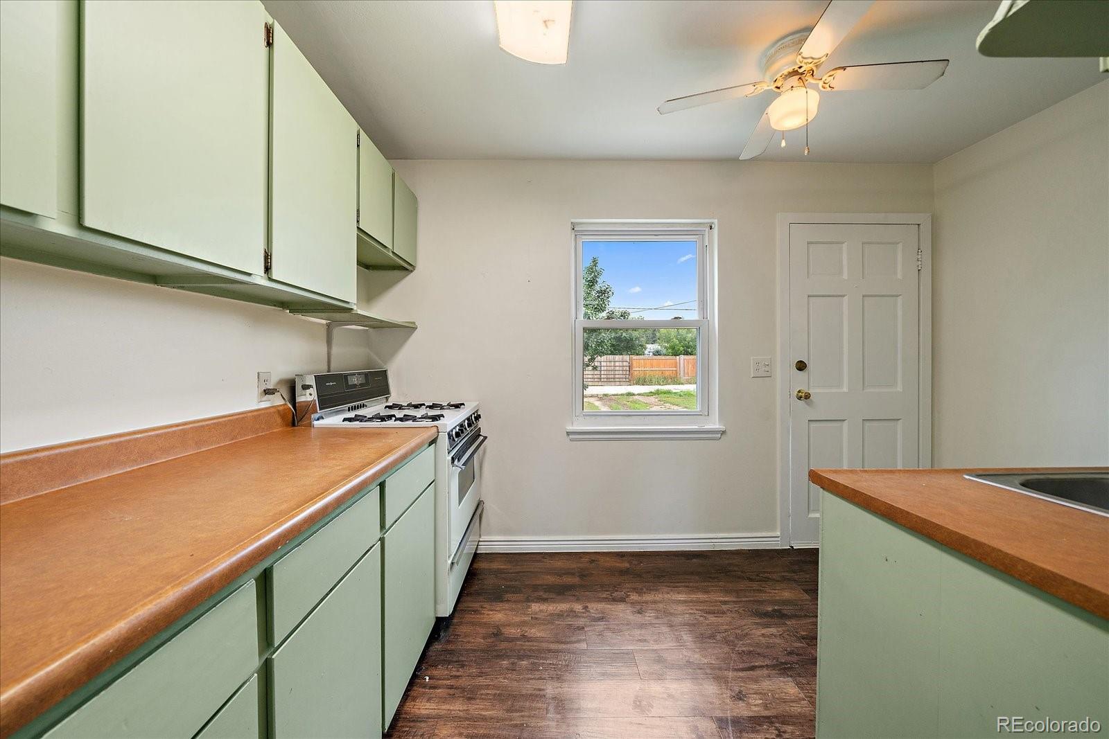 MLS Image #6 for 1909  iola street,aurora, Colorado