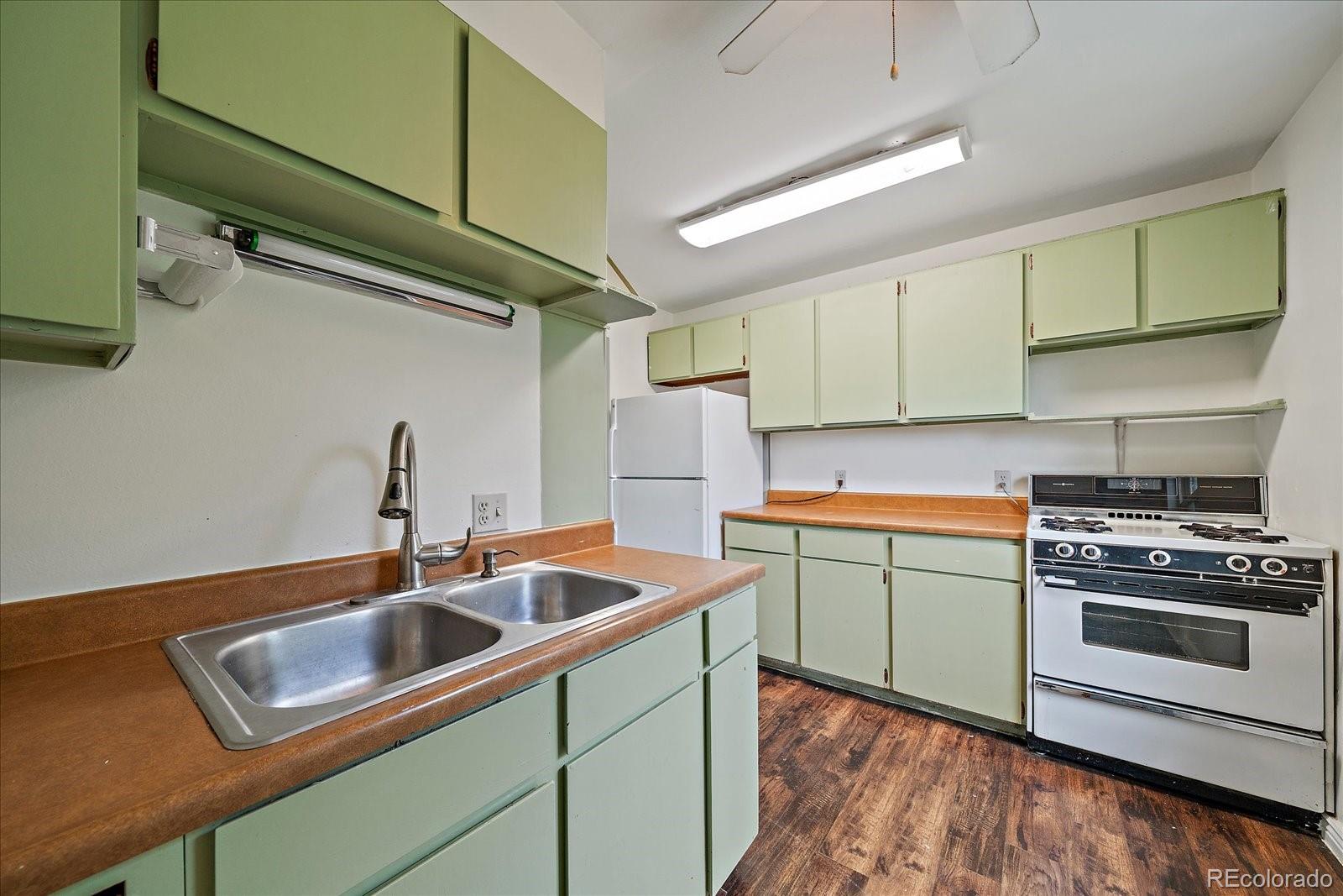 MLS Image #7 for 1909  iola street,aurora, Colorado
