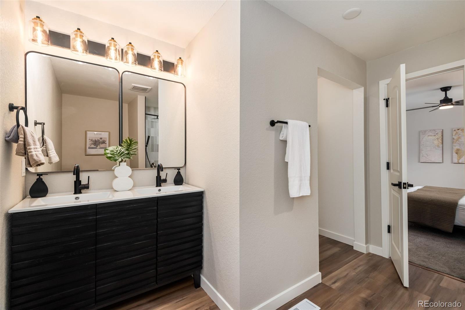 MLS Image #22 for 5304  granby street,denver, Colorado