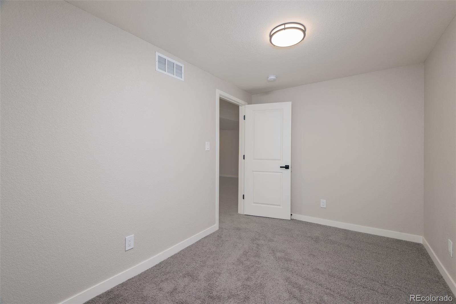 MLS Image #31 for 5304  granby street,denver, Colorado