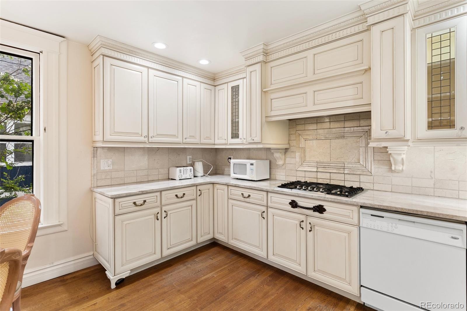 MLS Image #16 for 120 e espanola street,colorado springs, Colorado