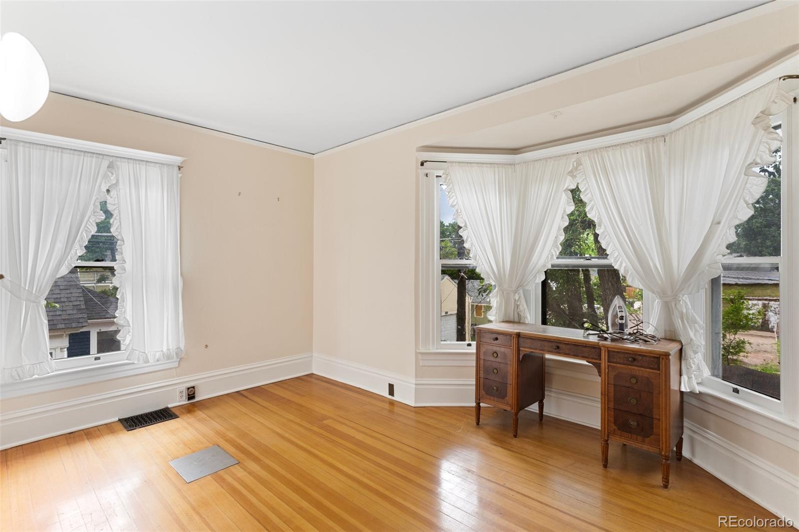 MLS Image #31 for 120 e espanola street,colorado springs, Colorado