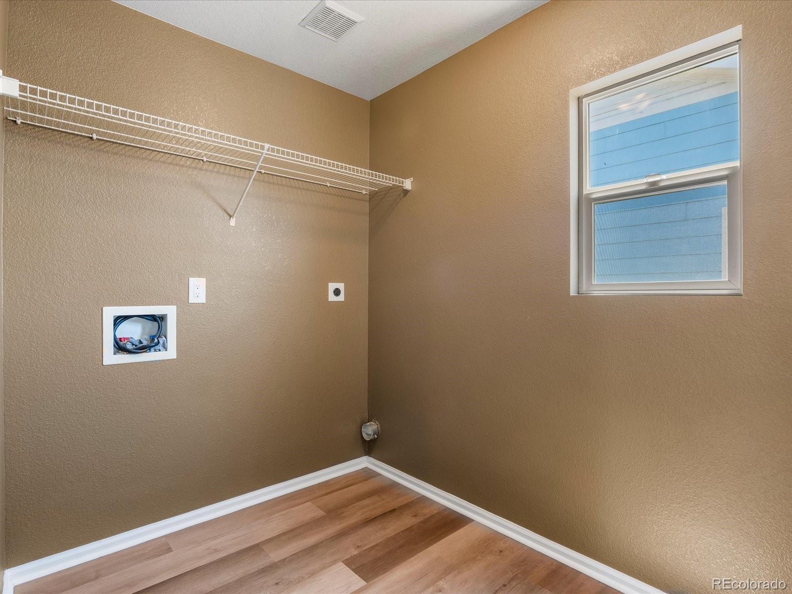 MLS Image #31 for 5572  kalispell street,denver, Colorado