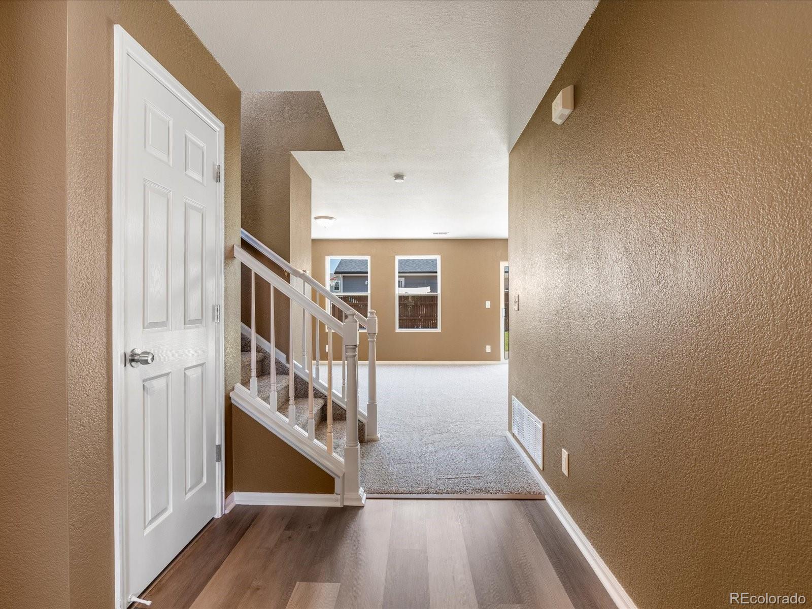 MLS Image #5 for 5572  kalispell street,denver, Colorado
