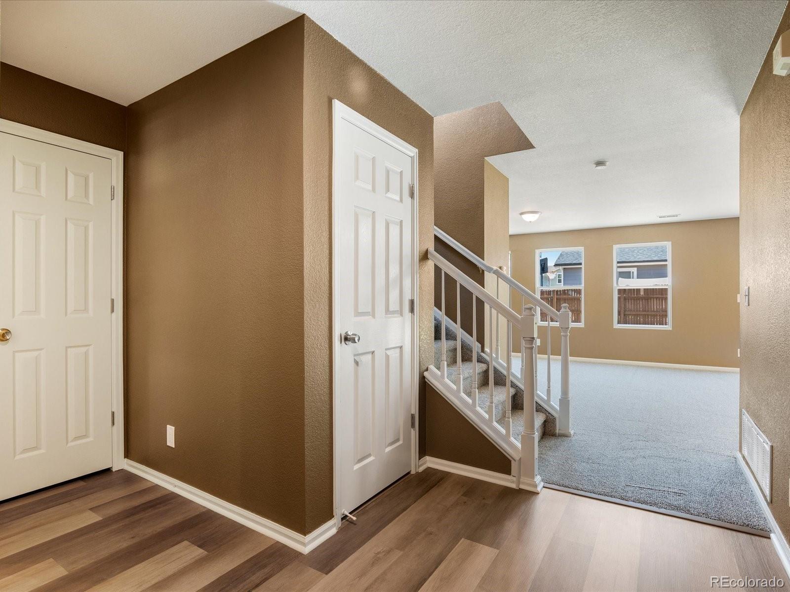 MLS Image #6 for 5572  kalispell street,denver, Colorado