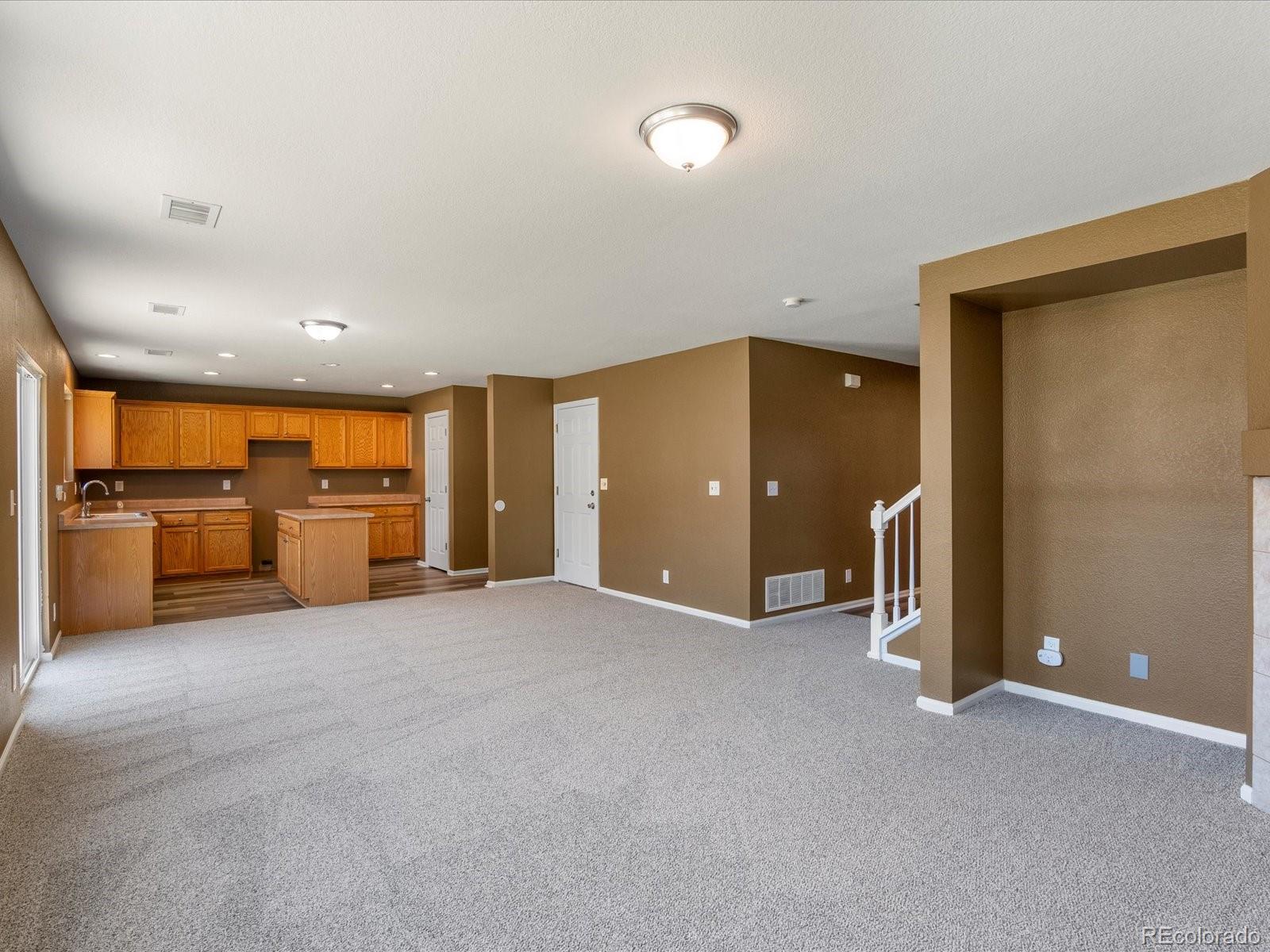 MLS Image #9 for 5572  kalispell street,denver, Colorado