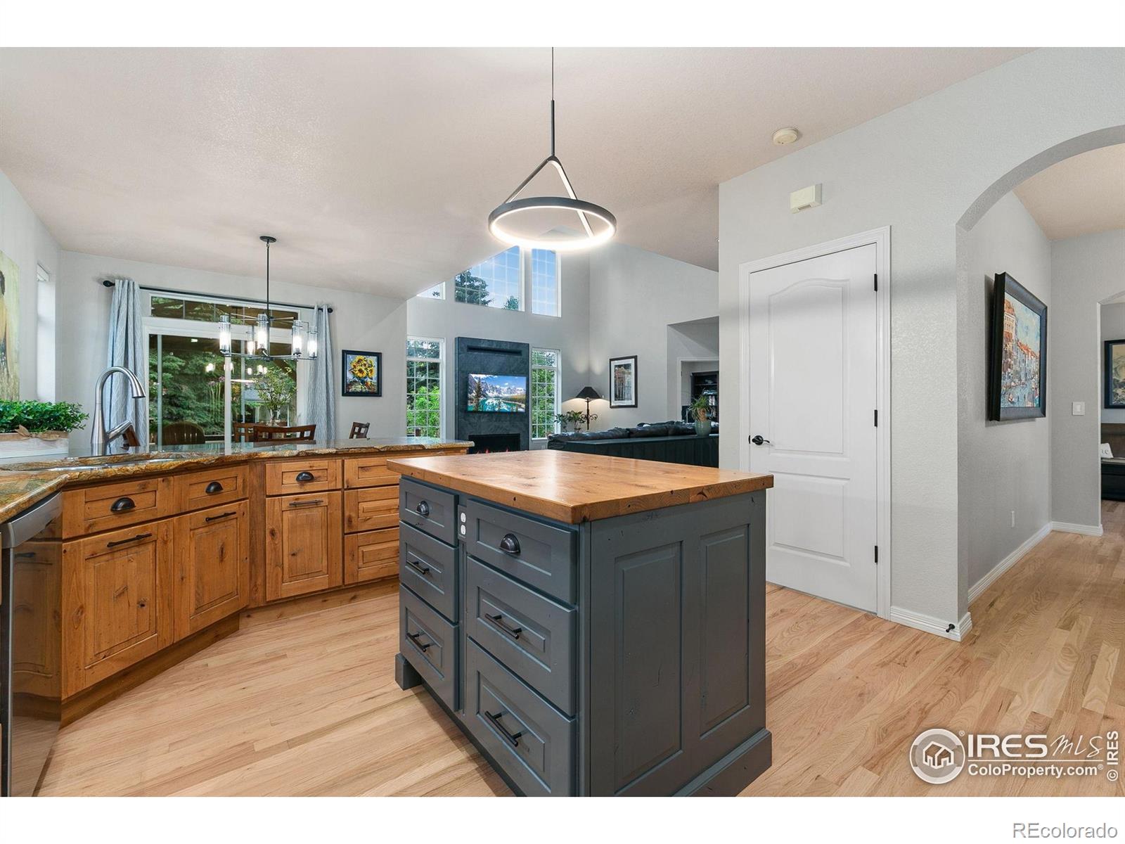 MLS Image #12 for 2006  mackenzie court,fort collins, Colorado