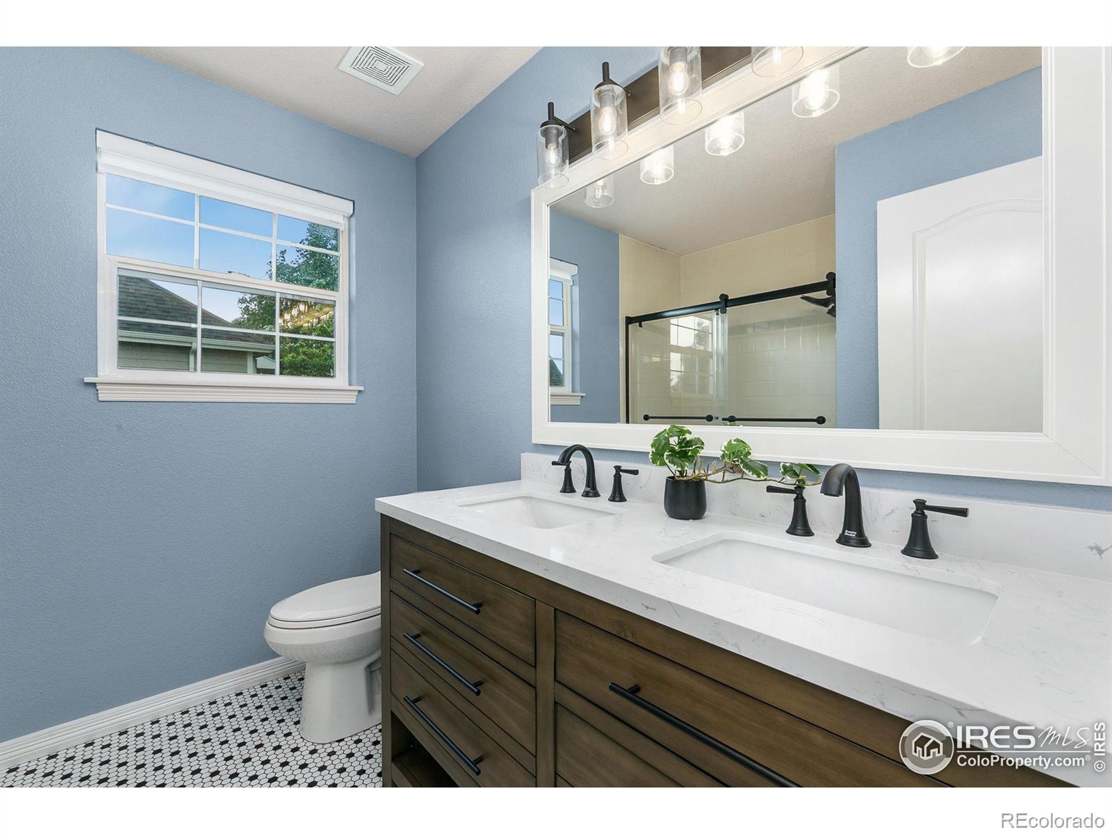 MLS Image #23 for 2006  mackenzie court,fort collins, Colorado