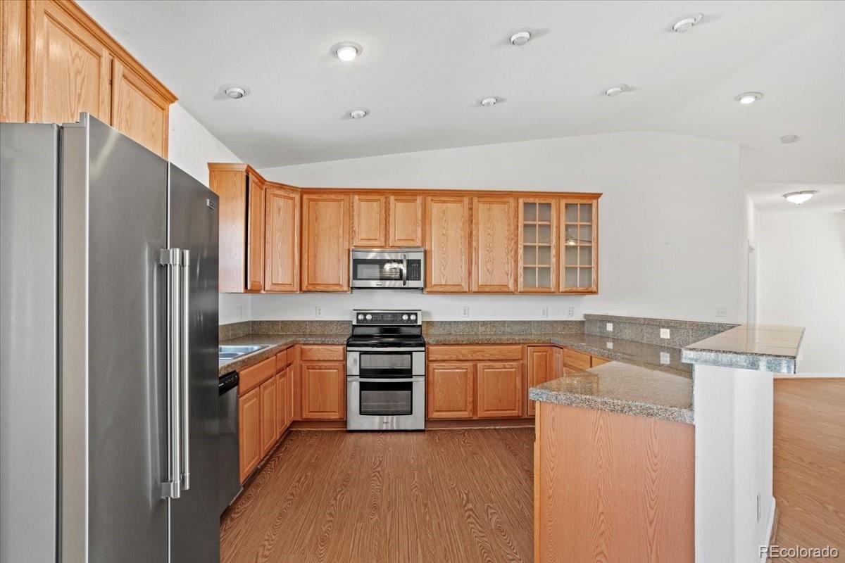 MLS Image #15 for 51 w 6th place,byers, Colorado