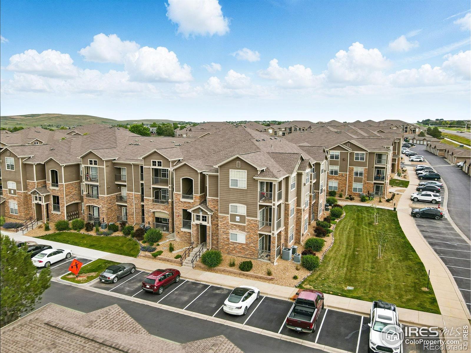 MLS Image #31 for 3045  blue sky circle,erie, Colorado