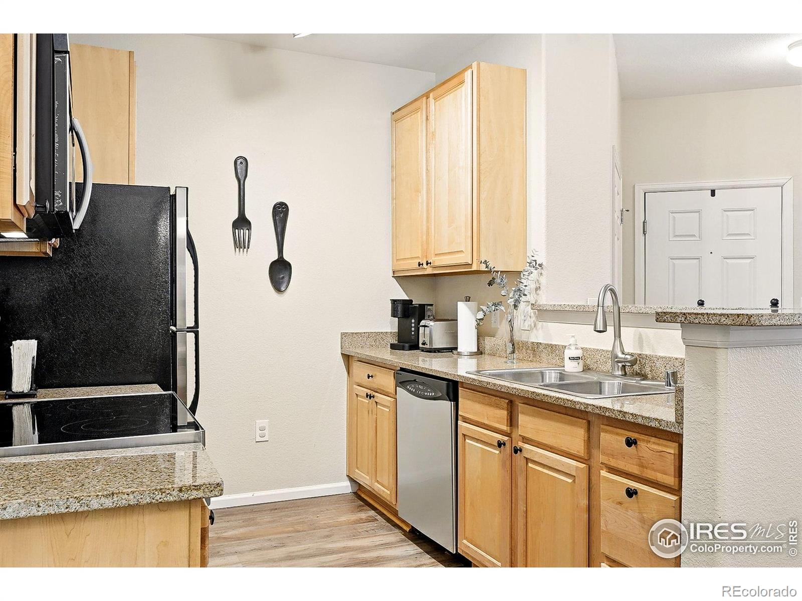 MLS Image #9 for 3045  blue sky circle,erie, Colorado