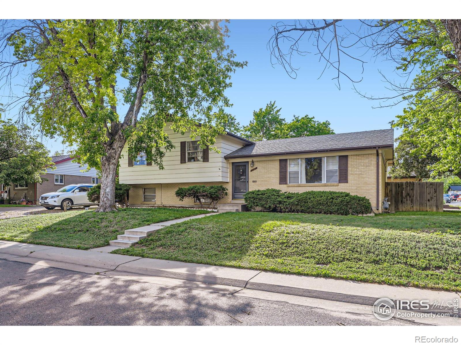 MLS Image #2 for 11797  keough drive,northglenn, Colorado