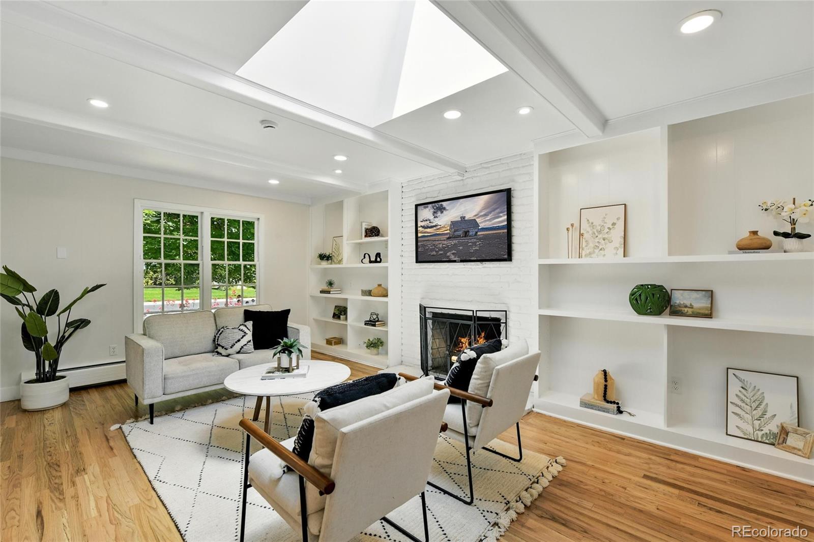 MLS Image #15 for 3884 s niagara way,denver, Colorado
