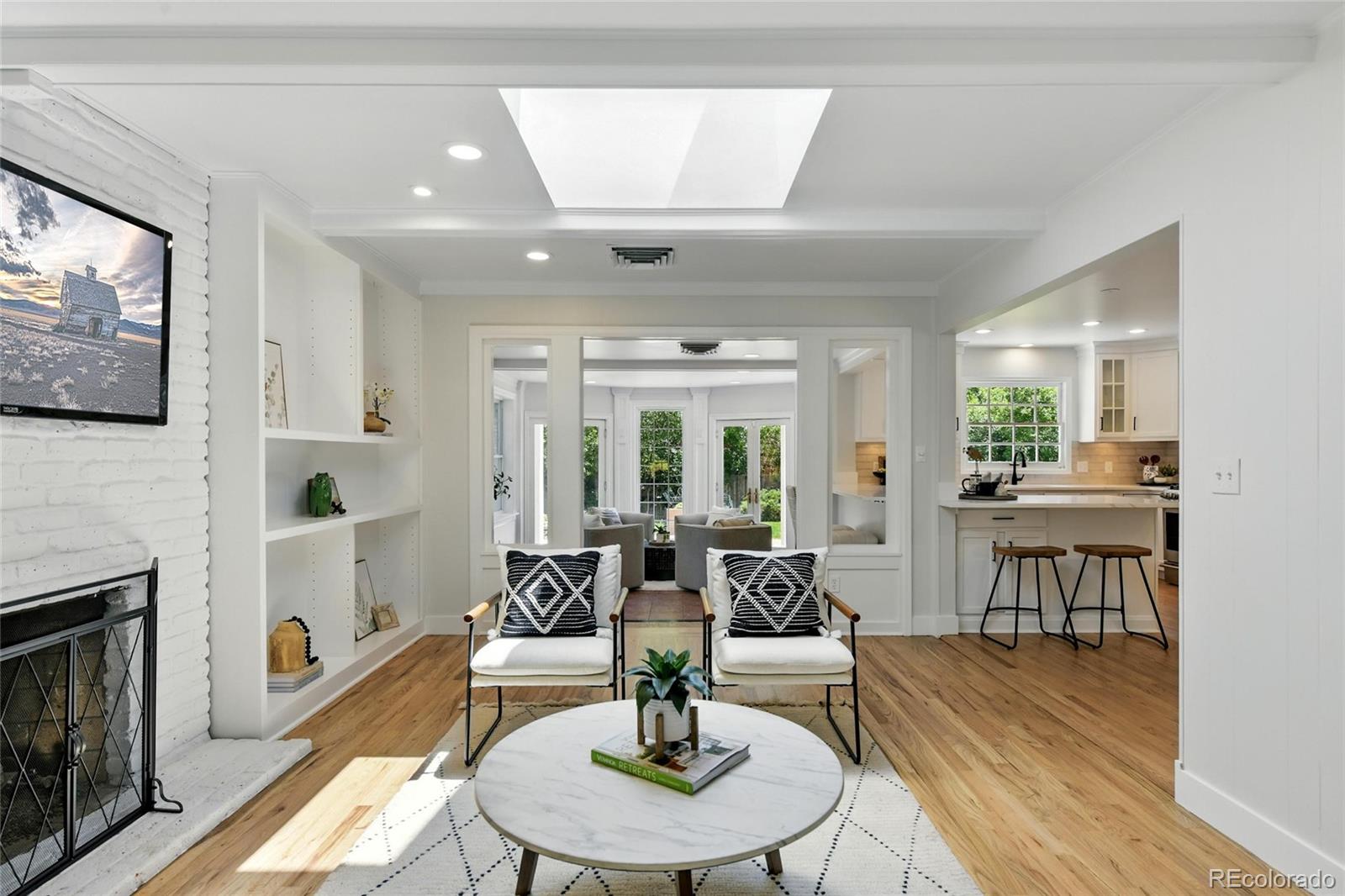 MLS Image #18 for 3884 s niagara way,denver, Colorado