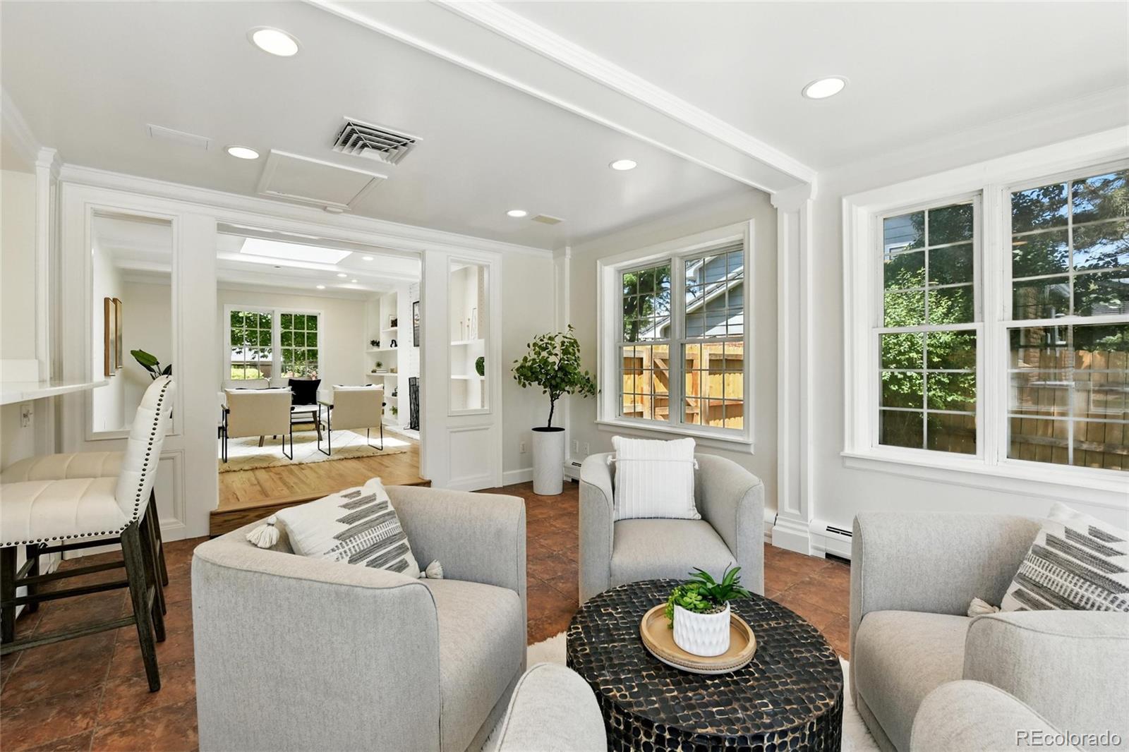 MLS Image #23 for 3884 s niagara way,denver, Colorado