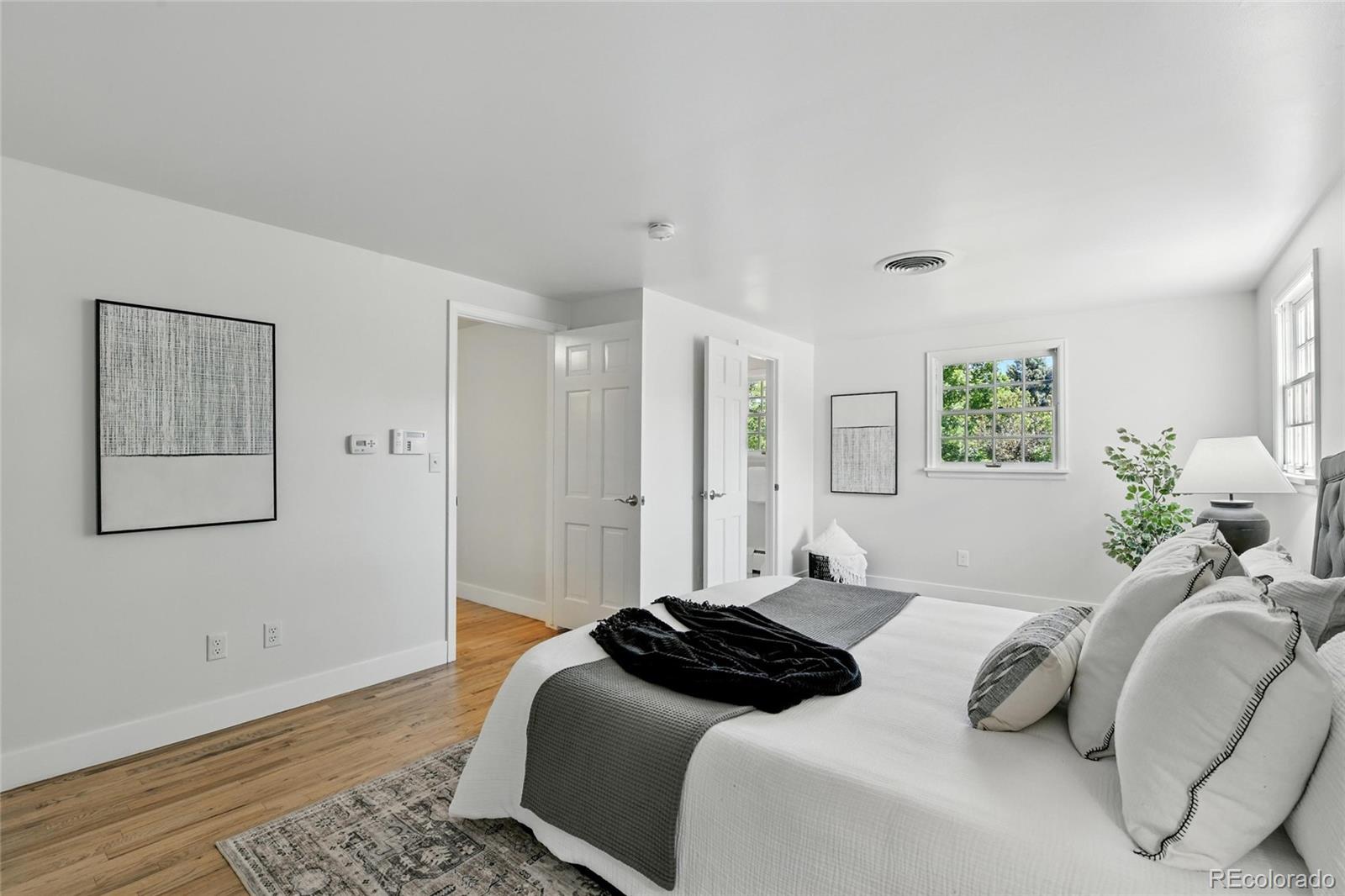 MLS Image #28 for 3884 s niagara way,denver, Colorado