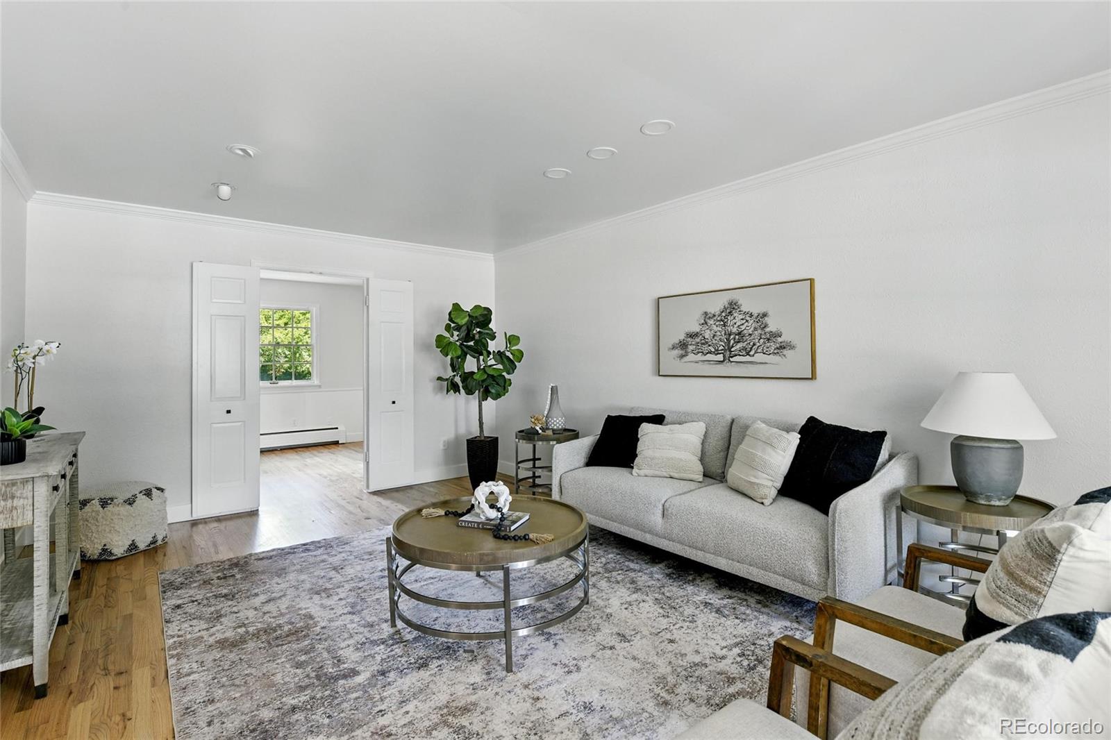 MLS Image #4 for 3884 s niagara way,denver, Colorado