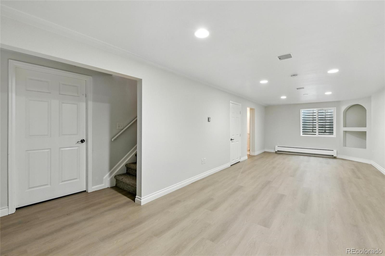 MLS Image #42 for 3884 s niagara way,denver, Colorado