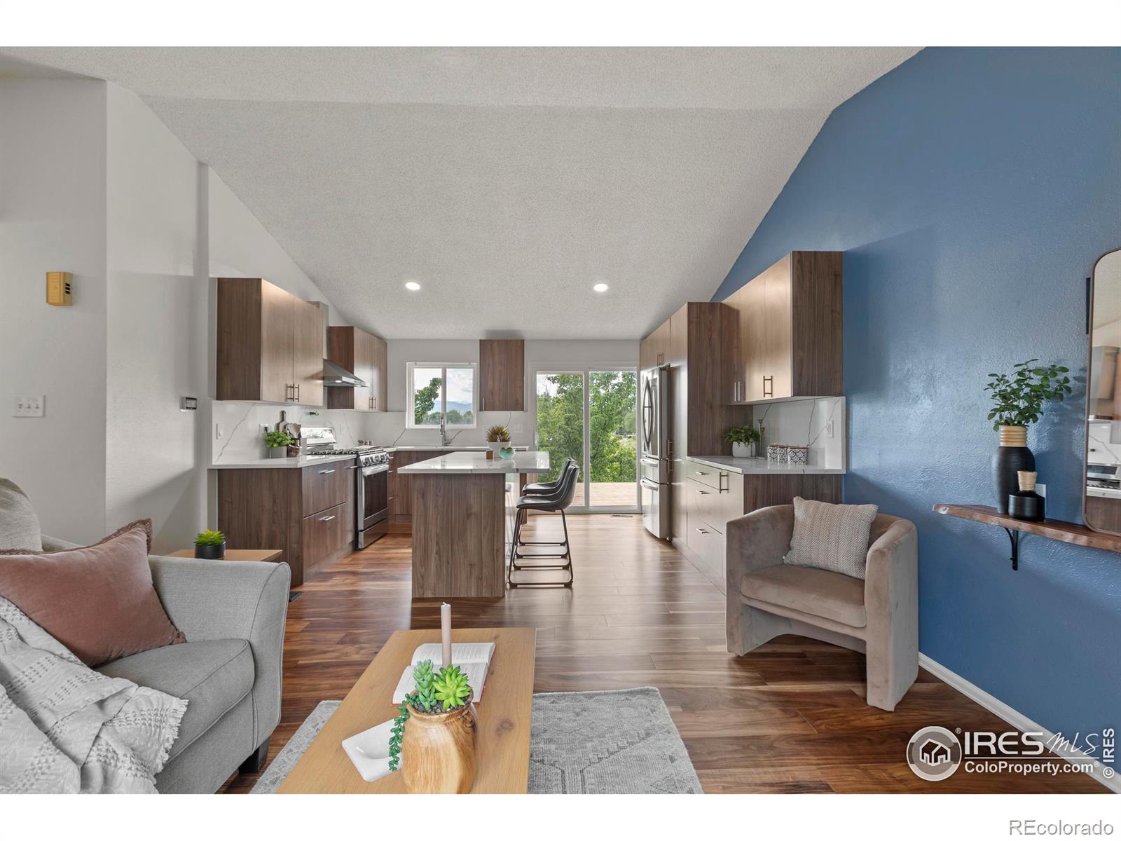MLS Image #2 for 2037  spencer street,longmont, Colorado