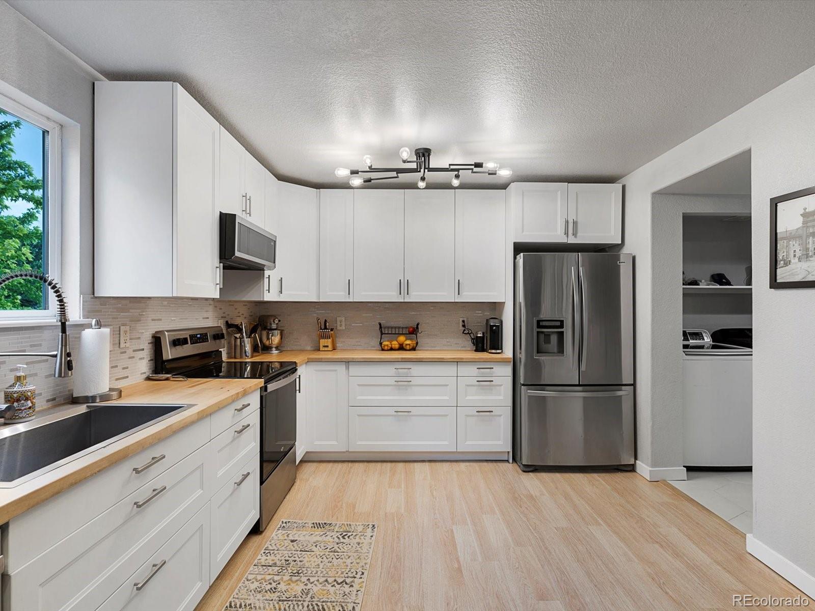 MLS Image #10 for 23222 e orchard place,aurora, Colorado