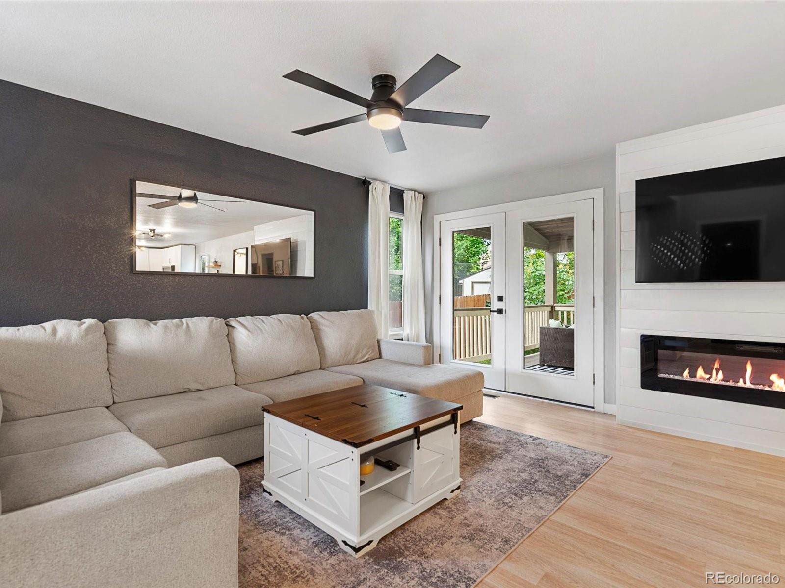 MLS Image #4 for 23222 e orchard place,aurora, Colorado