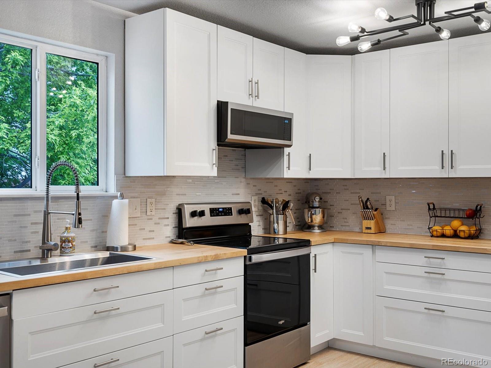 MLS Image #9 for 23222 e orchard place,aurora, Colorado