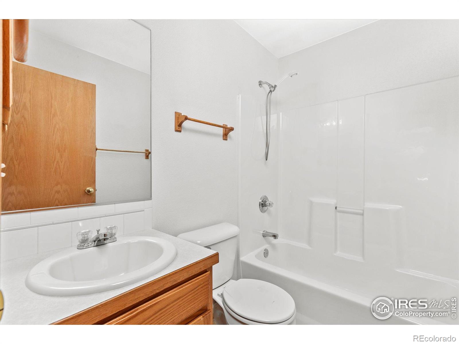 MLS Image #14 for 950  52nd ave ct,greeley, Colorado