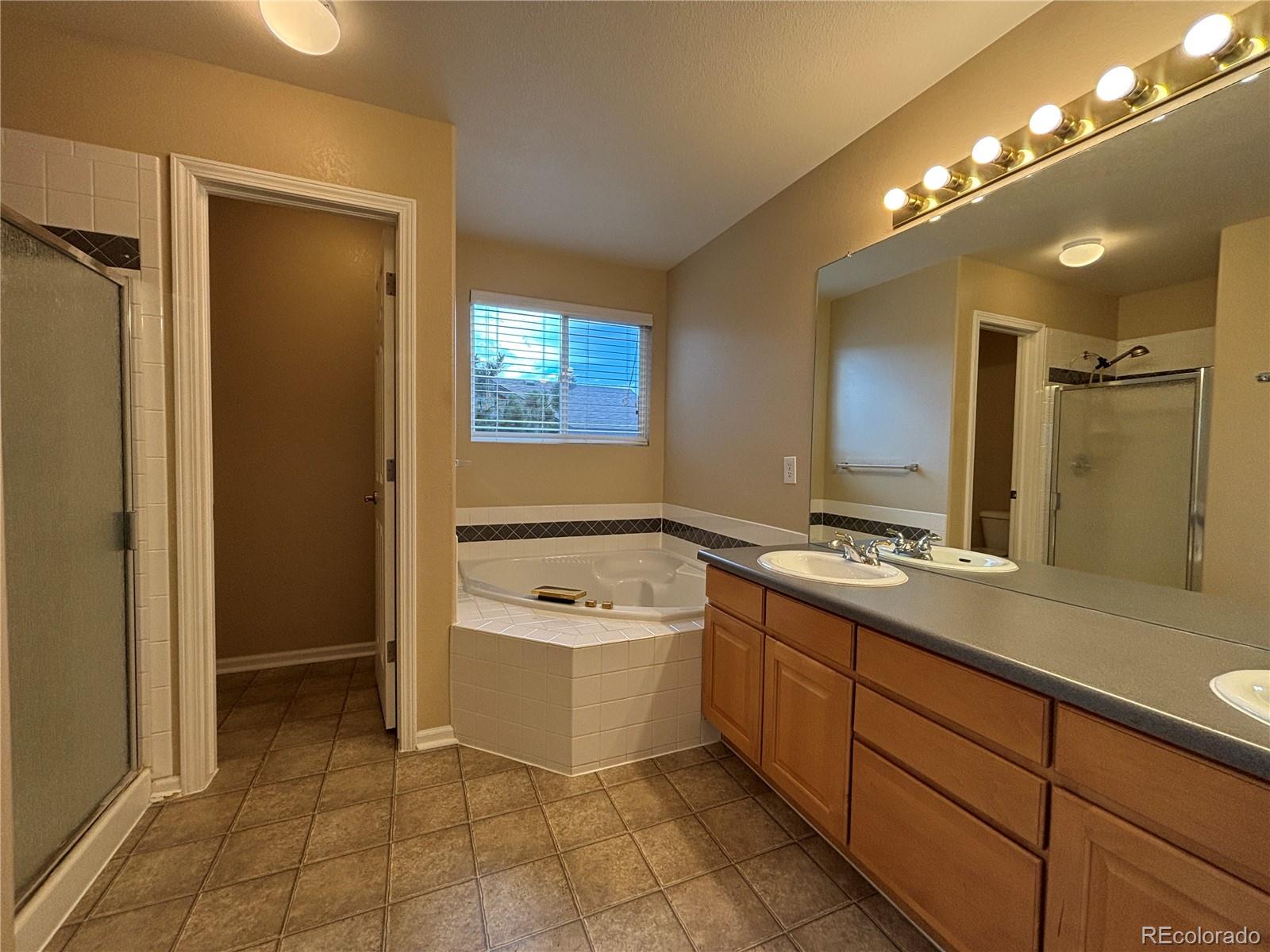 MLS Image #15 for 10027  sylvestor road,highlands ranch, Colorado